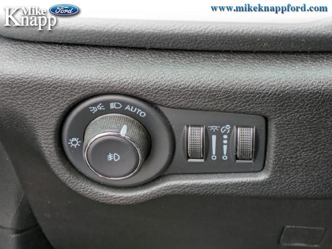 2022 Chrysler Pacifica Touring L Photo