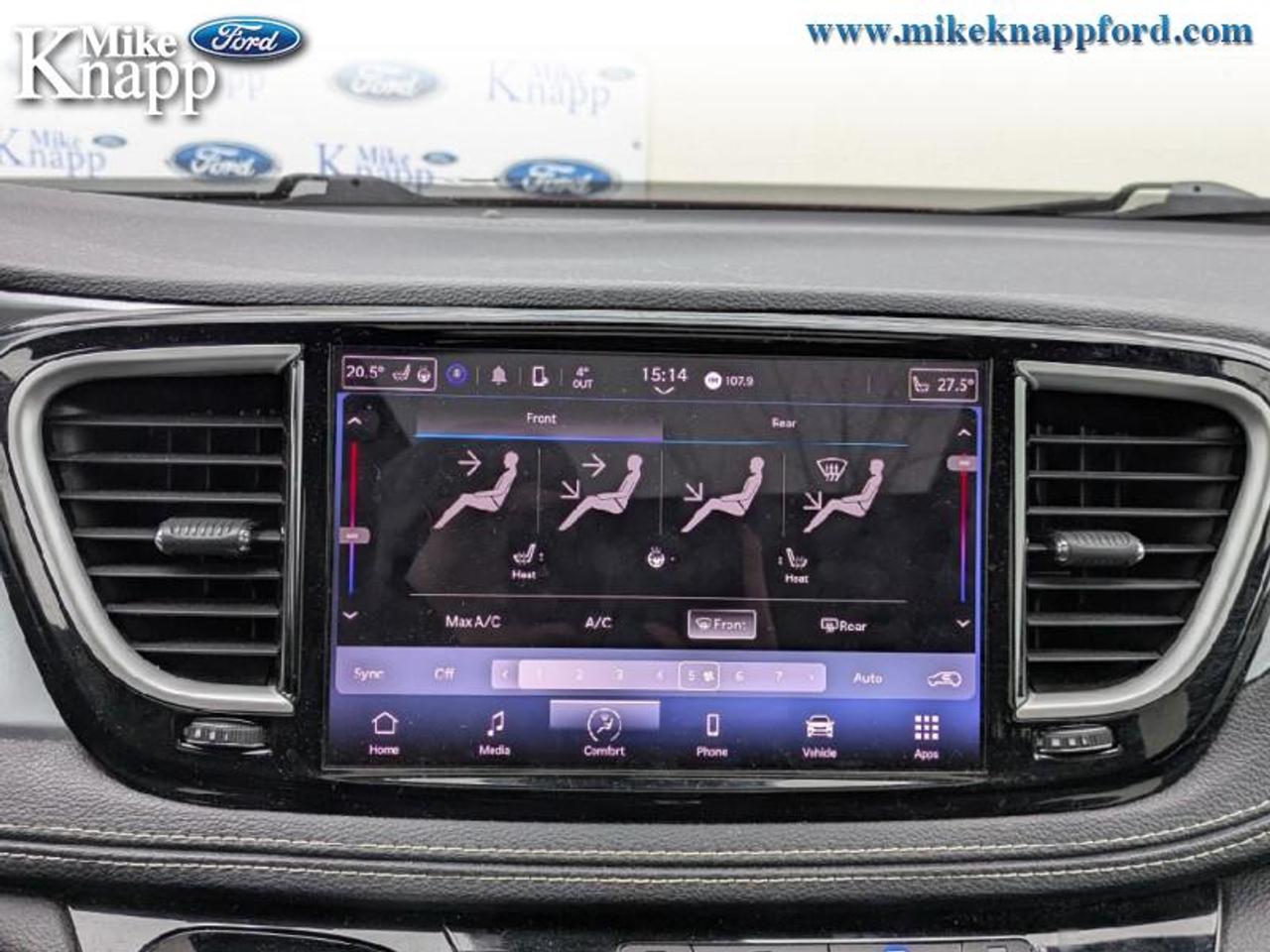 2022 Chrysler Pacifica Touring L Photo