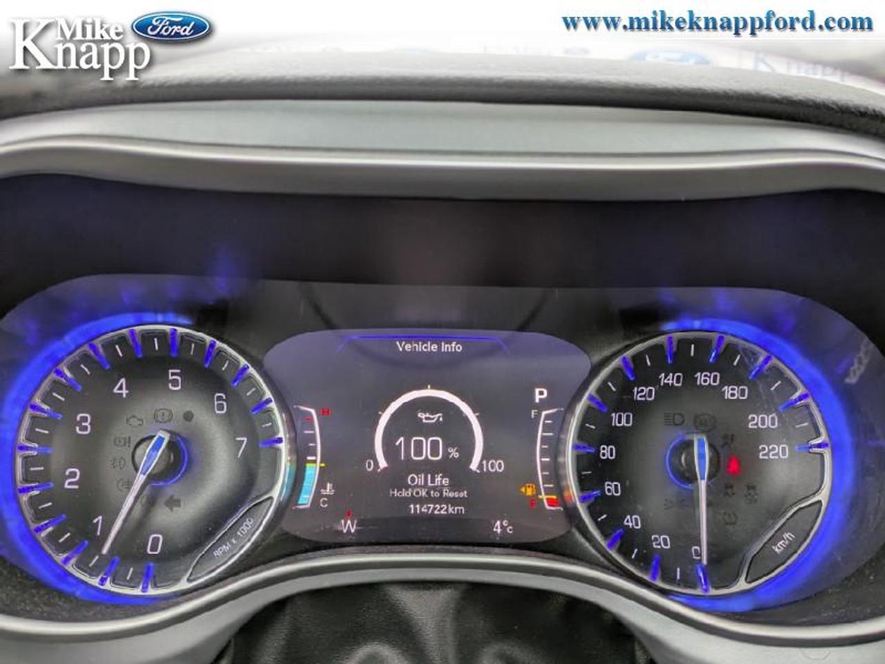 2022 Chrysler Pacifica Touring L Photo