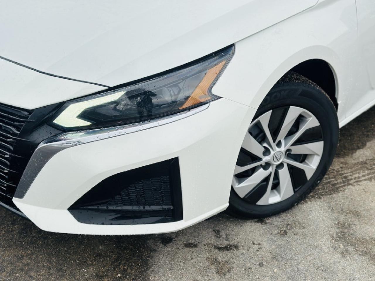 2024 Nissan Altima S Photo