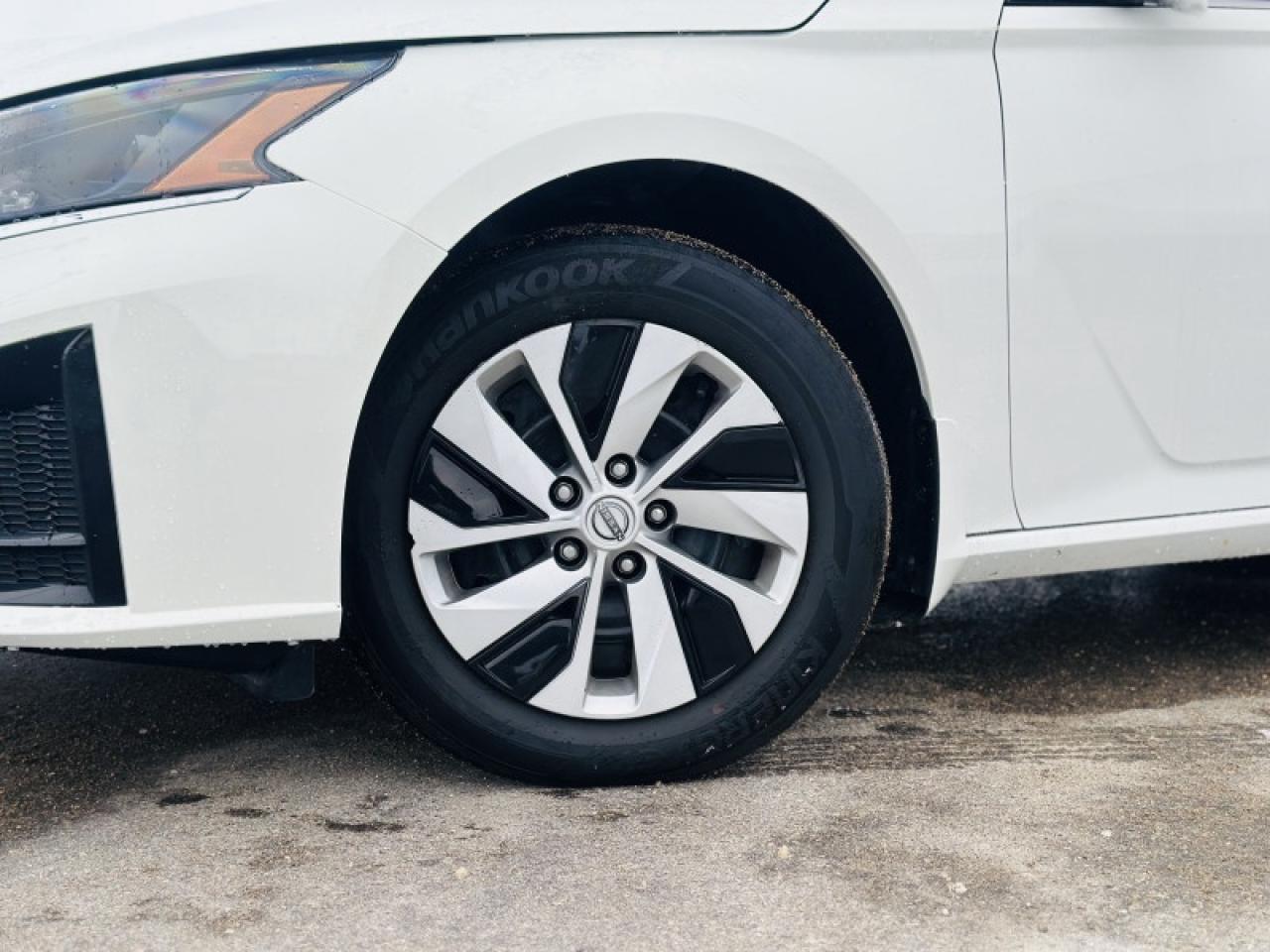 2024 Nissan Altima S Photo