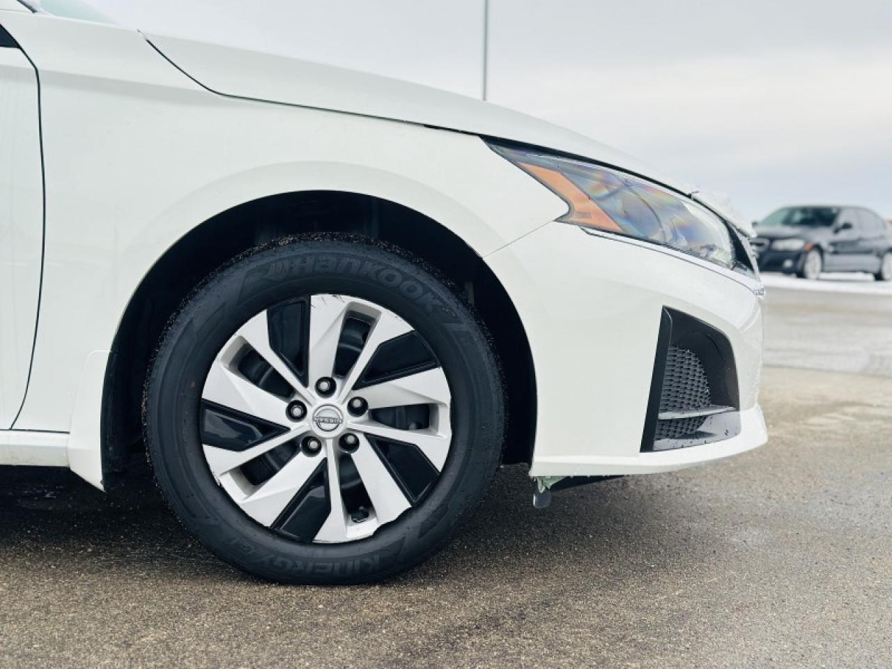 2024 Nissan Altima S Photo