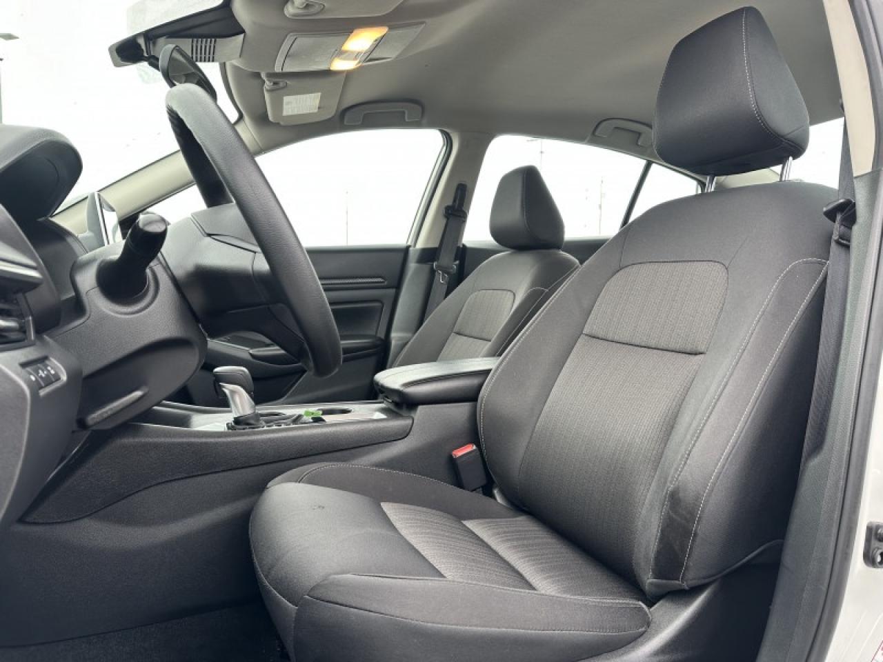 2024 Nissan Altima S Photo