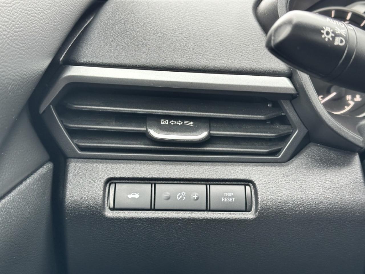 2024 Nissan Altima S Photo