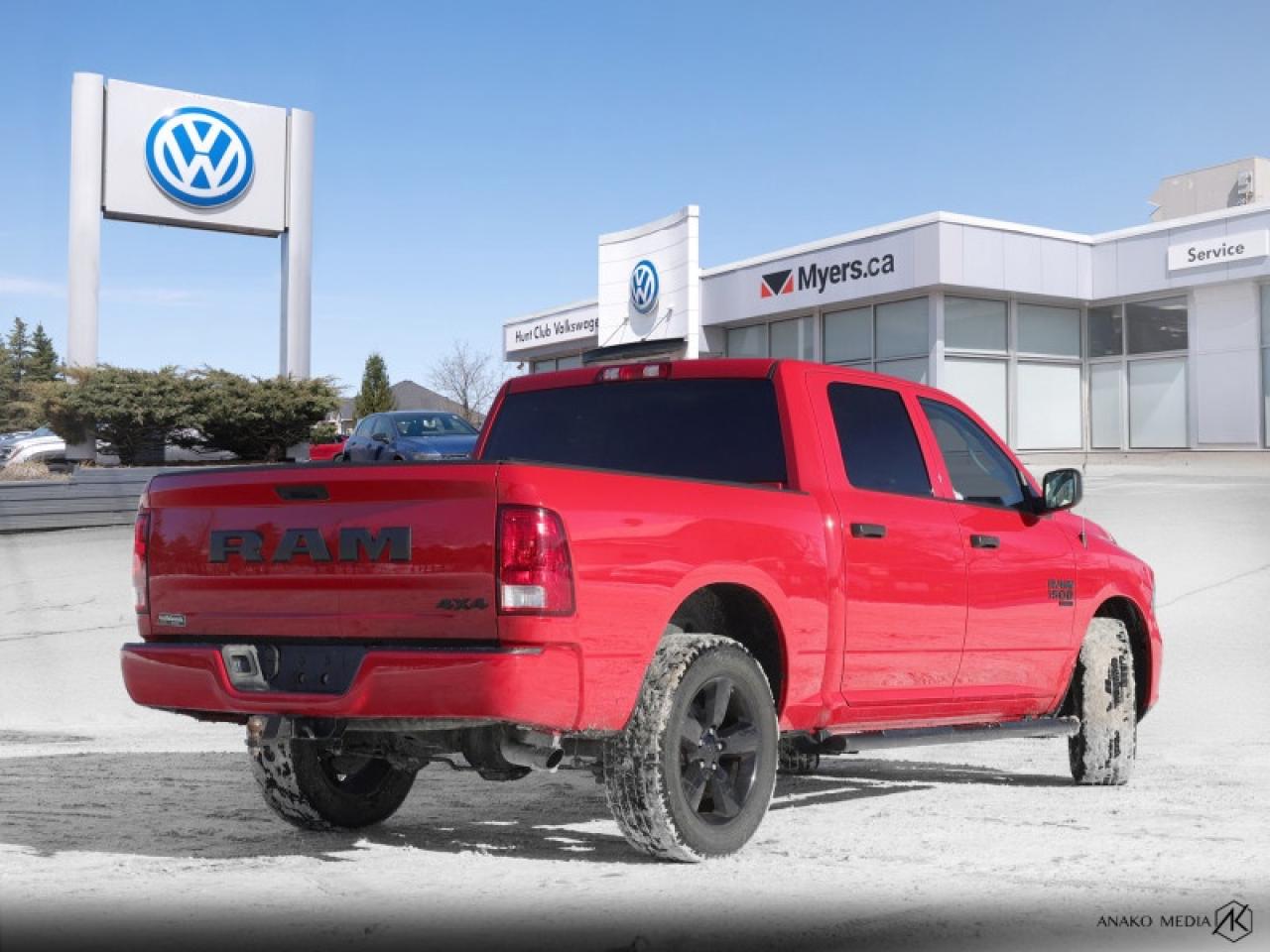 2023 RAM 1500 Classic ST (140.5 WB 5'7 Box) SWB Photo