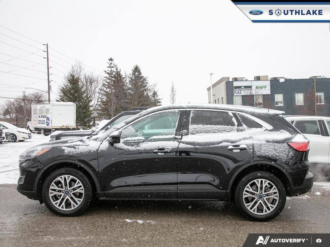 2022 Ford Escape SEL 4dr All-Wheel Drive Photo2