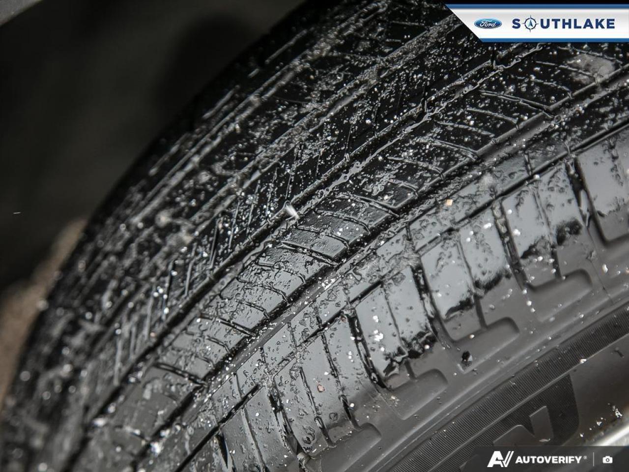 2022 Ford Escape SEL 4dr All-Wheel Drive Photo