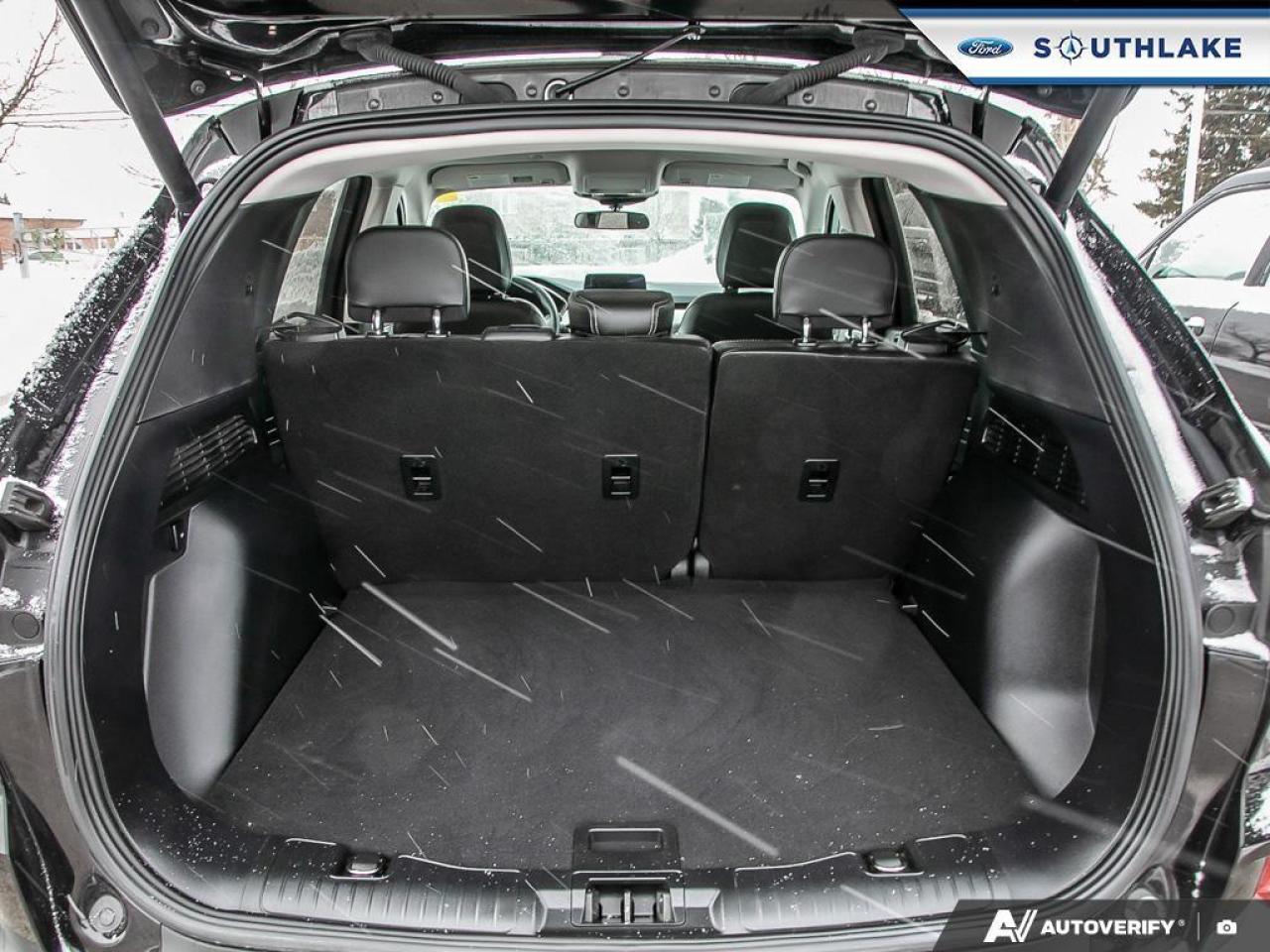 2022 Ford Escape SEL 4dr All-Wheel Drive Photo