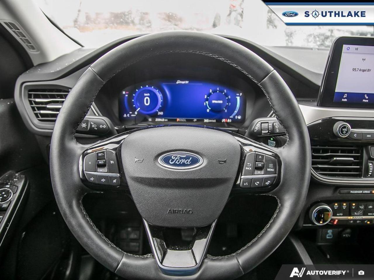 2022 Ford Escape SEL 4dr All-Wheel Drive Photo