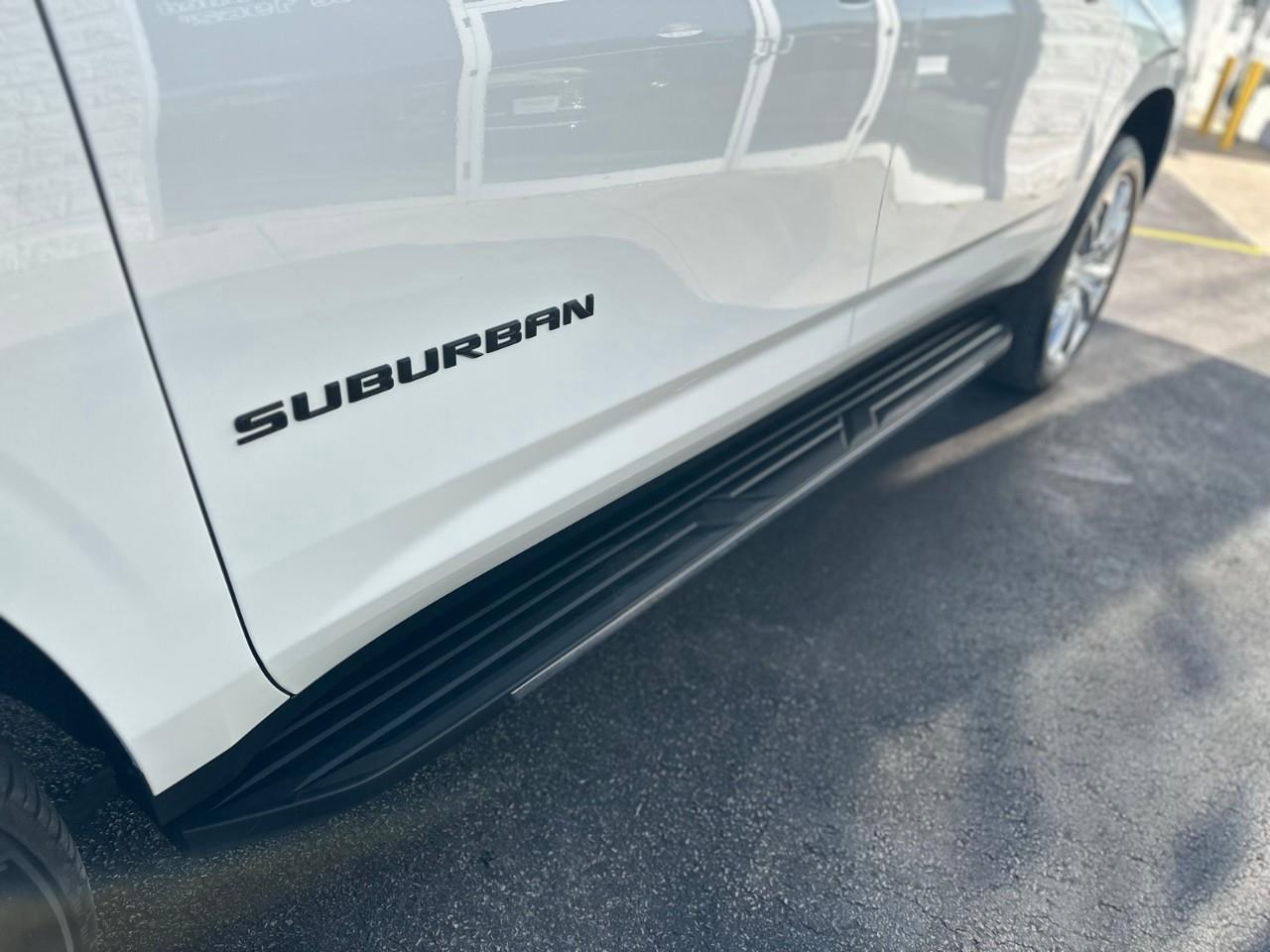 2023 Chevrolet Suburban High Country 4x4 Photo