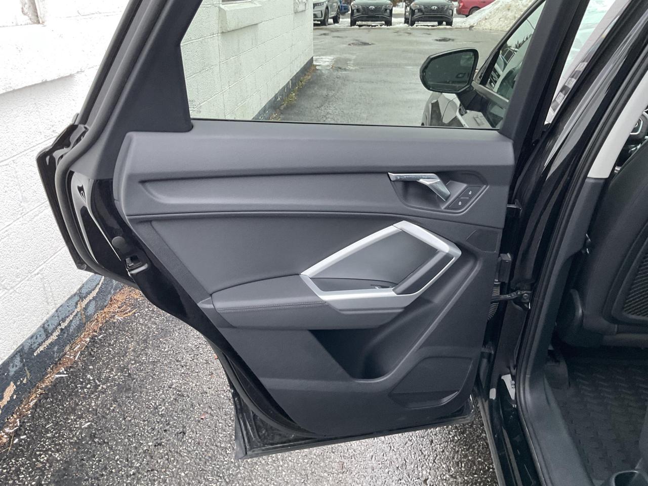 2020 Audi Q3 45 Komfort 4dr All-Wheel Drive quattro Sport Utility Photo