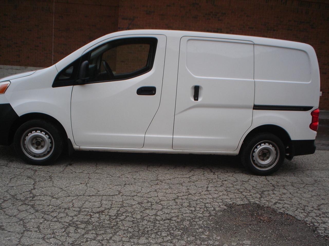 2019 Nissan NV200 2.5 S Photo4