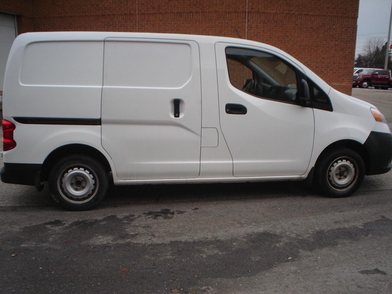 2019 Nissan NV200 2.5 S Photo
