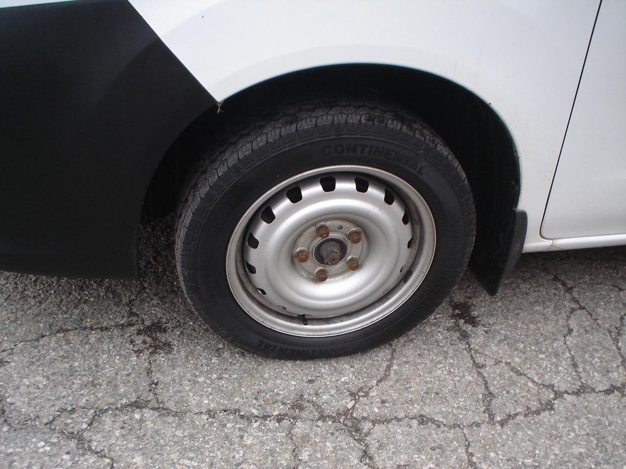 2019 Nissan NV200 2.5 S Photo