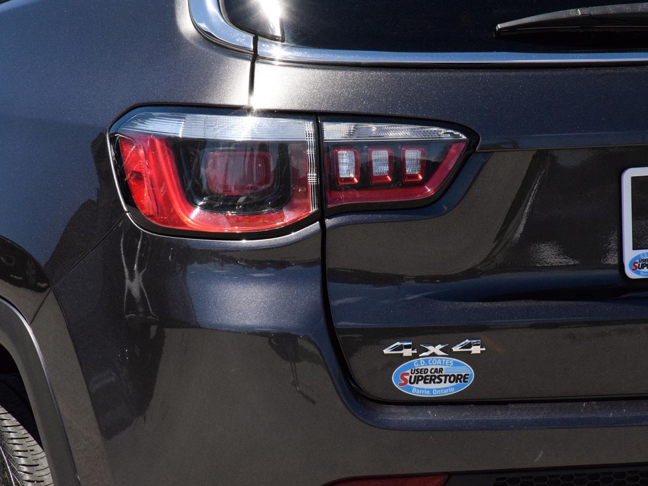 2020 Jeep Compass Limited 4x4 ~Nav ~Heated/Cooled Leather ~Camera Photo