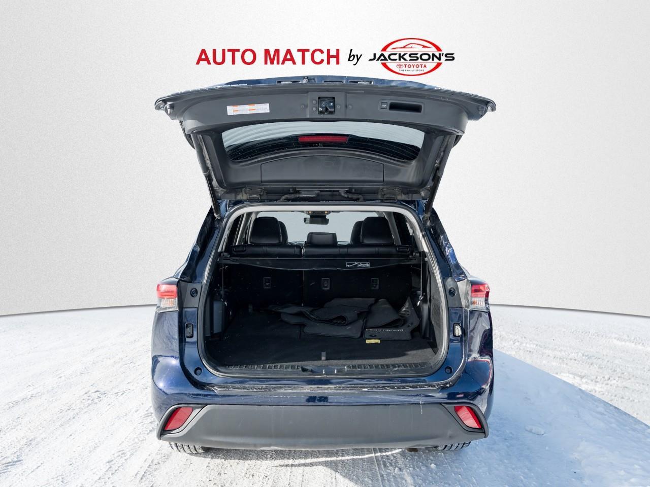 2020 Toyota Highlander XLE 4dr All-wheel Drive Photo