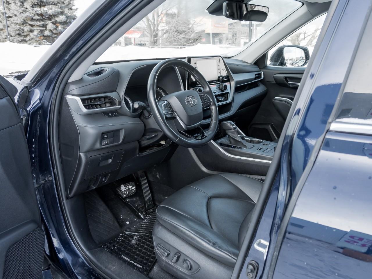 2020 Toyota Highlander XLE 4dr All-wheel Drive Photo