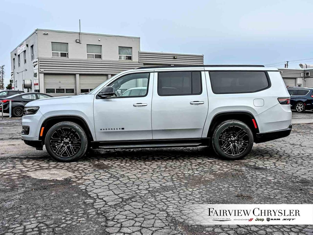 2024 Jeep Wagoneer L Series II Carbide 8 PASS   HEAVY DUTY TOW   THREE Photo