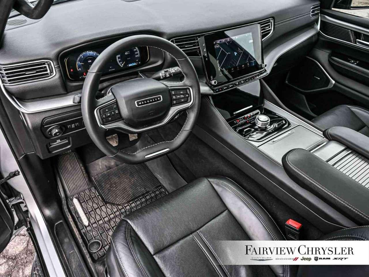 2024 Jeep Wagoneer Series II Carbide 4x4 8 PASS   HEAVY DUTY TOW   THREE PANEL ROOF   NAV   CARPLAY Photo