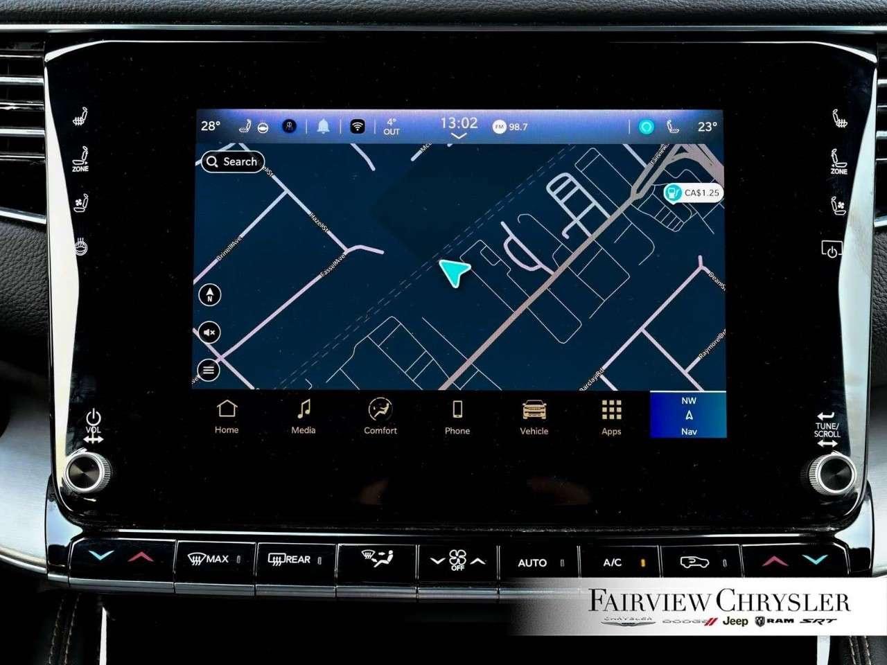 2024 Jeep Wagoneer Series II Carbide 4x4 8 PASS   HEAVY DUTY TOW   THREE PANEL ROOF   NAV   CARPLAY Photo