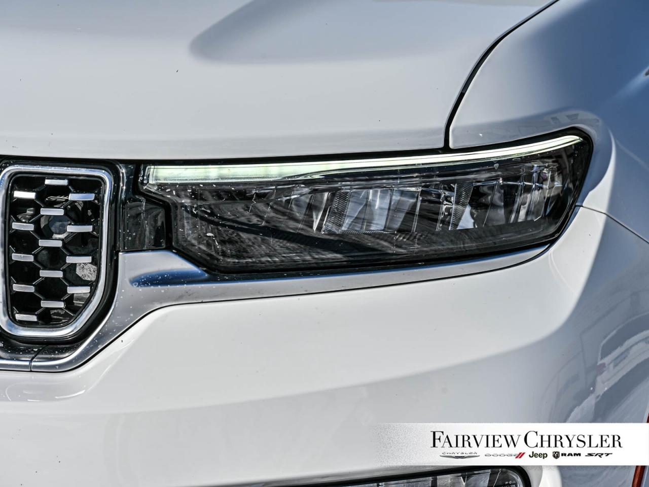 2025 Jeep Grand Cherokee Summit RESERVE   PANO ROOF   LEATHER   HEADS UP Photo