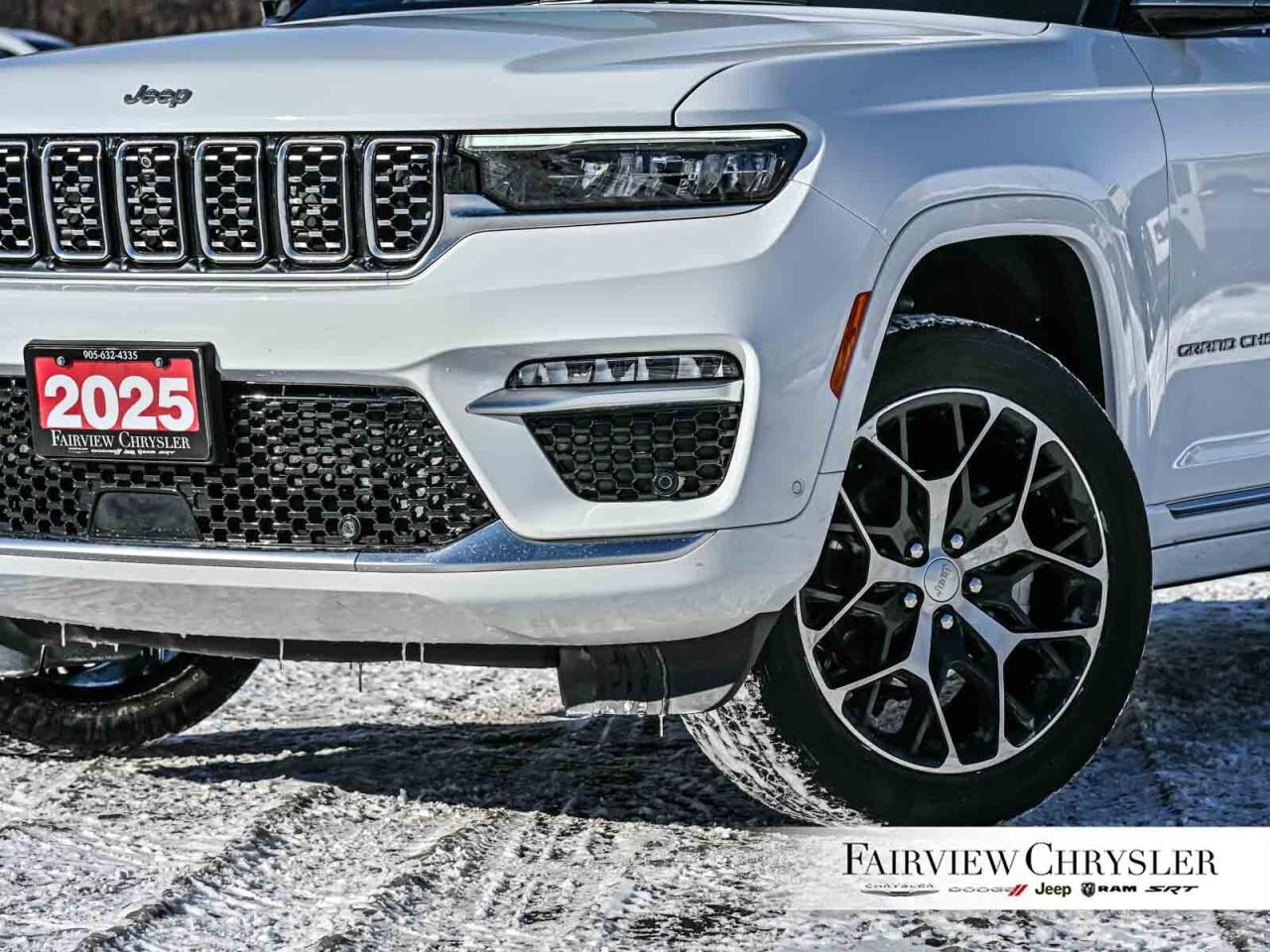 2025 Jeep Grand Cherokee Summit RESERVE   PANO ROOF   LEATHER   HEADS UP Photo