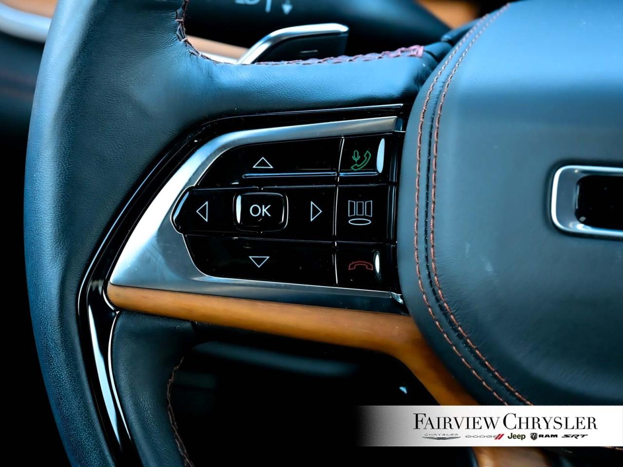 2025 Jeep Grand Cherokee Summit RESERVE   PANO ROOF   LEATHER   HEADS UP Photo