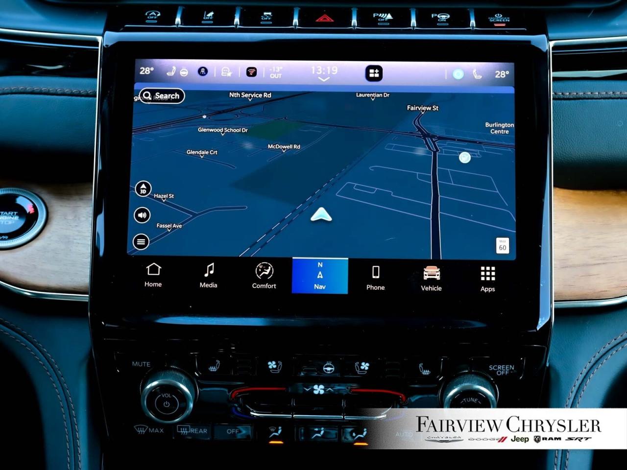 2025 Jeep Grand Cherokee Summit RESERVE   PANO ROOF   LEATHER   HEADS UP Photo