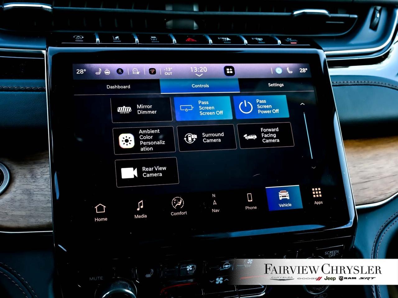 2025 Jeep Grand Cherokee Summit RESERVE   PANO ROOF   LEATHER   HEADS UP Photo