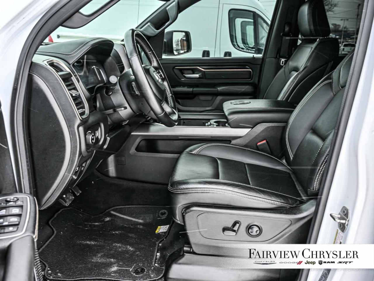 2023 RAM 1500 Sport CARPLAY   LEATHER   SPORT HOOD   REMOTE STAR Photo