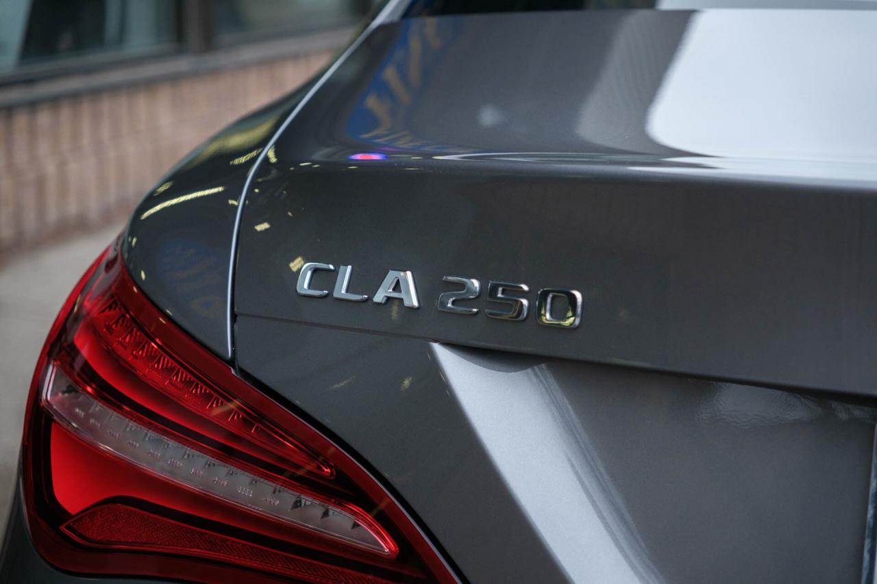 2018 Mercedes-Benz CLA-Class CLA250 4MATIC Photo