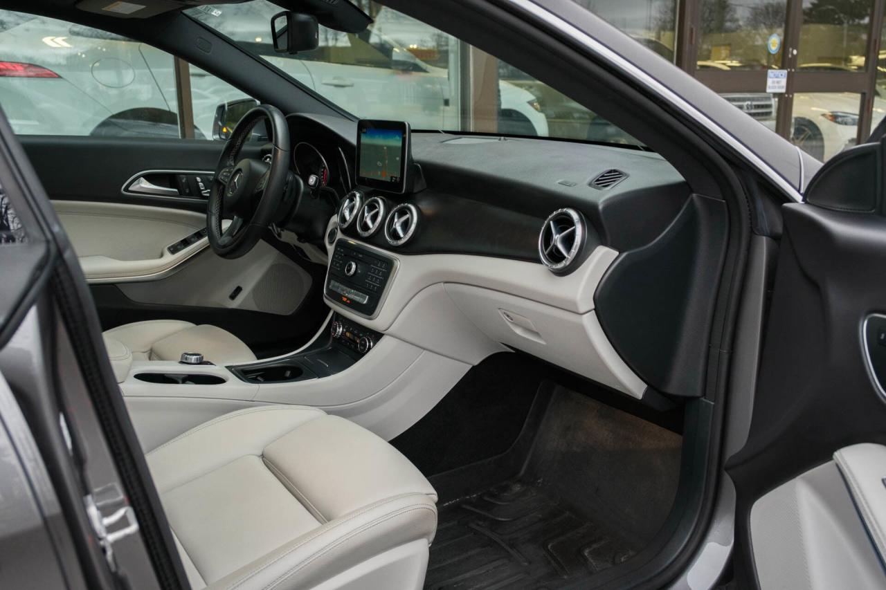 2018 Mercedes-Benz CLA-Class CLA250 4MATIC Photo
