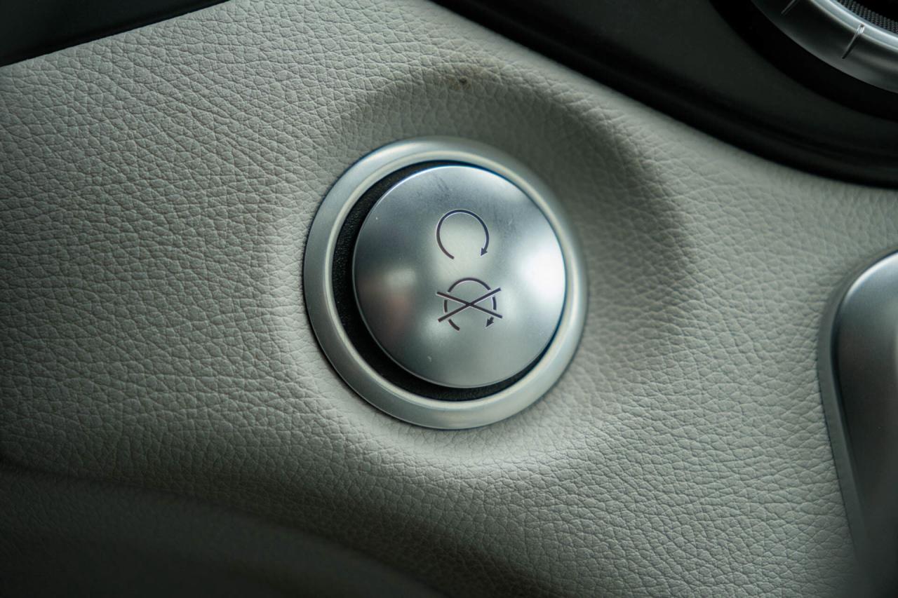 2018 Mercedes-Benz CLA-Class CLA250 4MATIC Photo