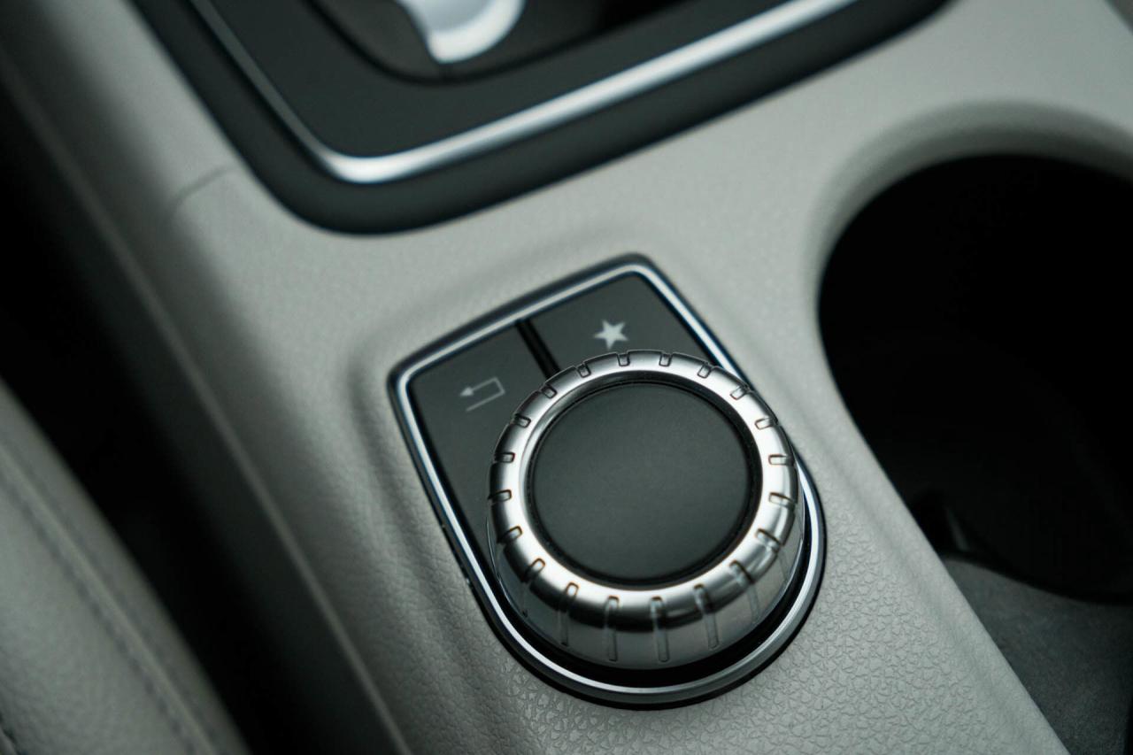 2018 Mercedes-Benz CLA-Class CLA250 4MATIC Photo