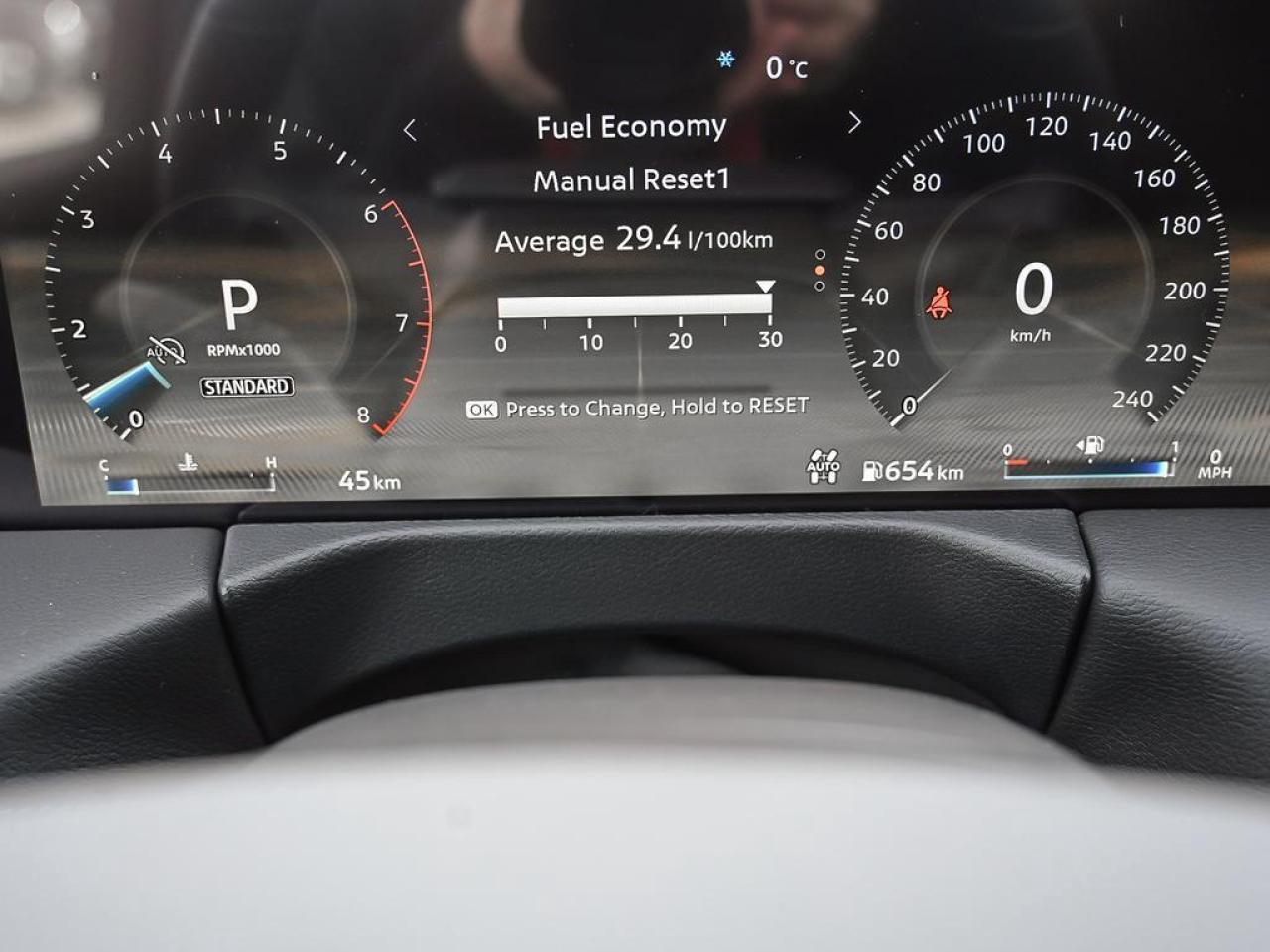 2025 Nissan Armada PLATINUM MANAGER DEMO ALMOND INTERIOR LOW KMS Photo