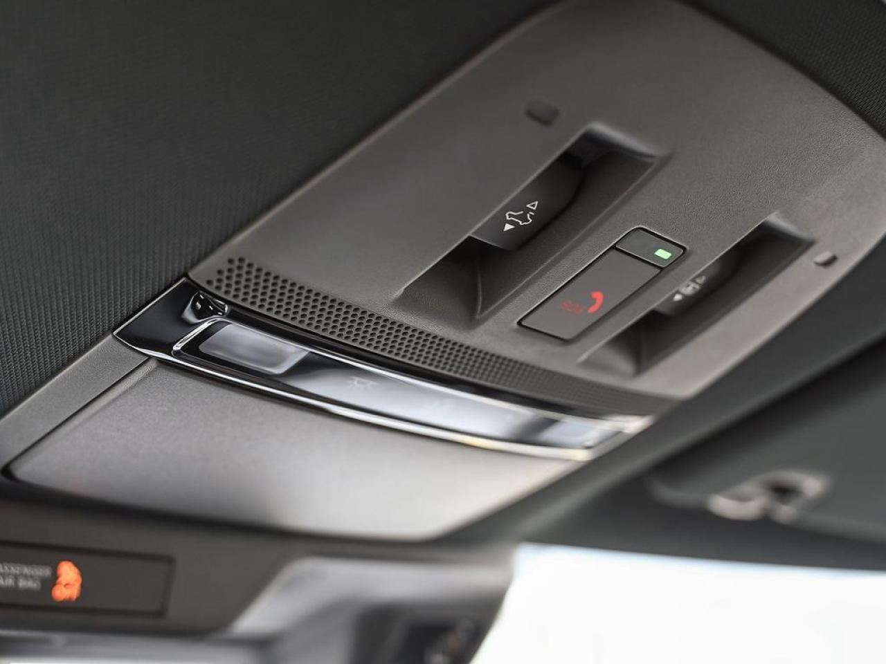 2025 Nissan Armada PLATINUM MANAGER DEMO ALMOND INTERIOR LOW KMS Photo