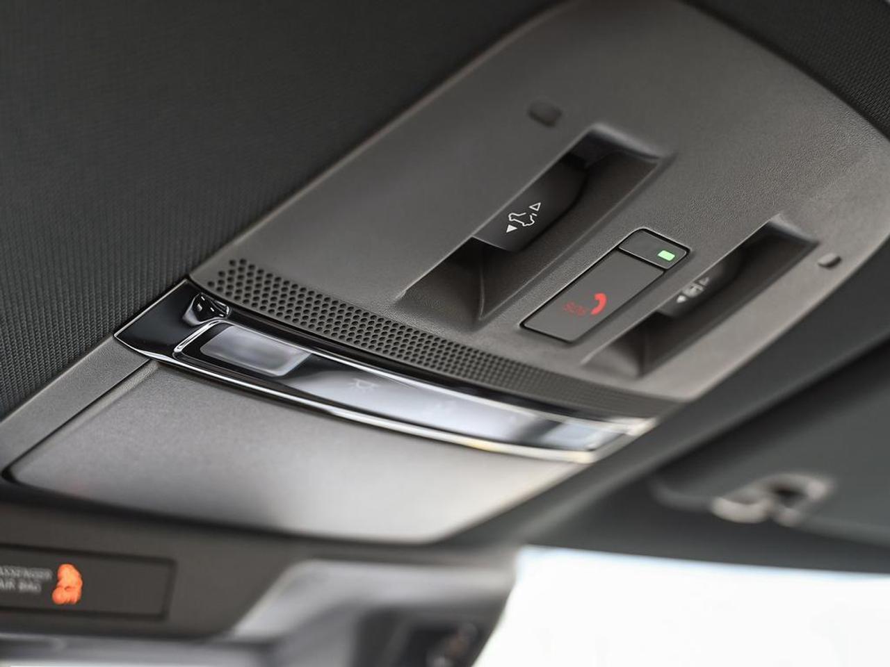 2025 Nissan Armada PLATINUM MANAGER DEMO ALMOND INTERIOR LOW KMS Photo