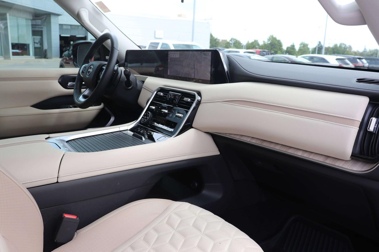 2025 Nissan Armada PLATINUM ALMOND INTERIOR MANAGER SPECIAL SAVE OVER Photo