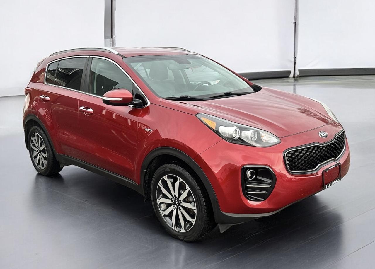 2017 Kia Sportage EX Tech ~ AWD ~ LEATHER ~ CARPLAY Photo
