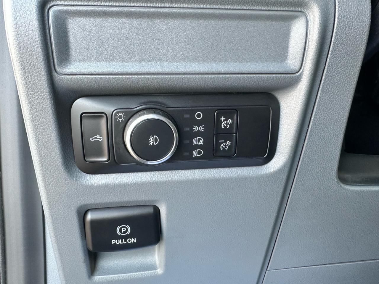 2021 Ford F-150 XLT ~ 4WD ~ SuperCrew ~ 5.5' Box ~ CERTIFIED Photo