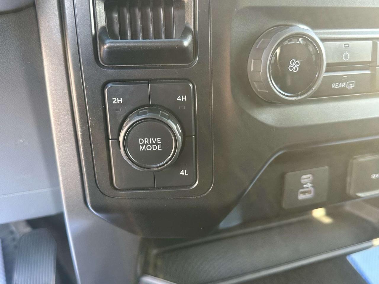 2021 Ford F-150 XLT ~ 4WD ~ SuperCrew ~ 5.5' Box ~ CERTIFIED Photo