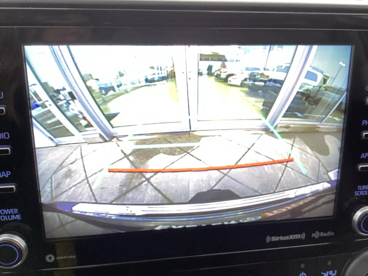 2021 Toyota Highlander XLE AWD Photo