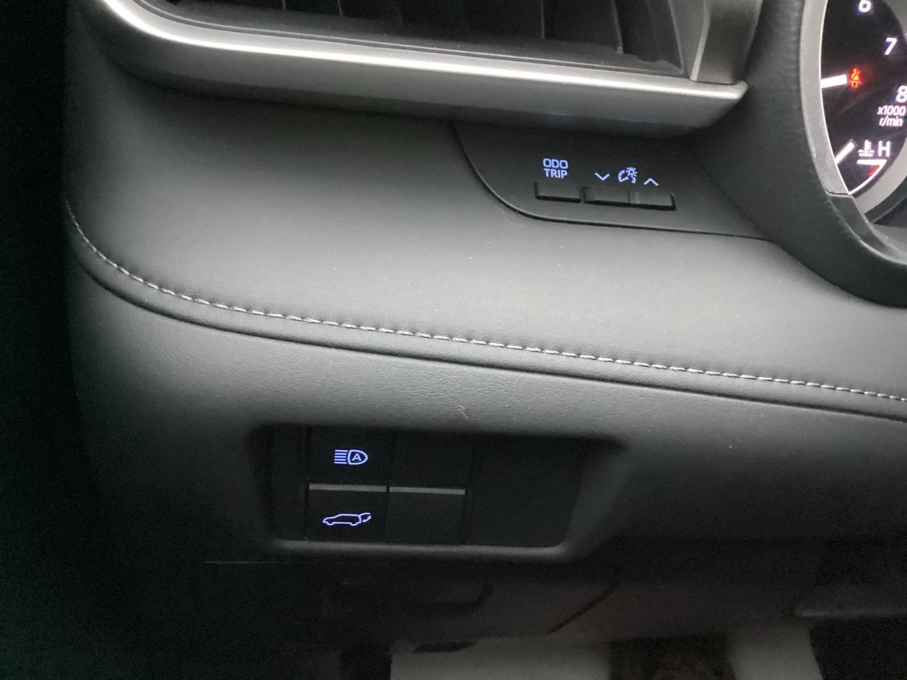 2021 Toyota Highlander XLE AWD Photo