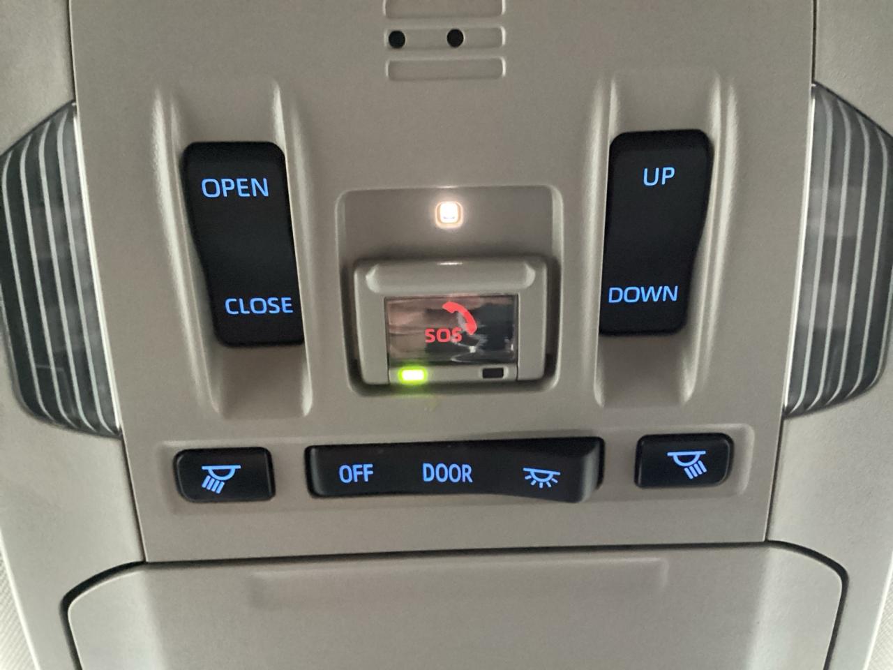 2021 Toyota Highlander XLE AWD Photo