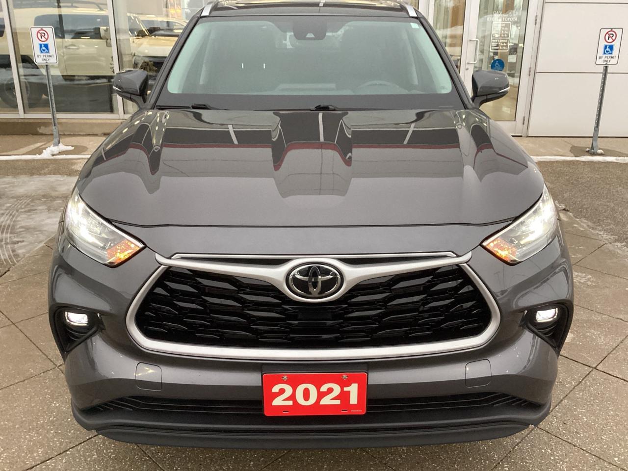 2021 Toyota Highlander XLE AWD Photo