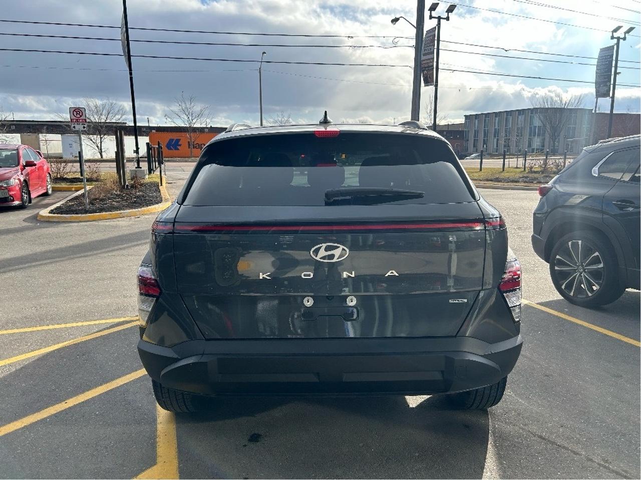 2025 Hyundai KONA 1.6T Preferred Sport AWD   Starting from 4.69% OAC Photo3