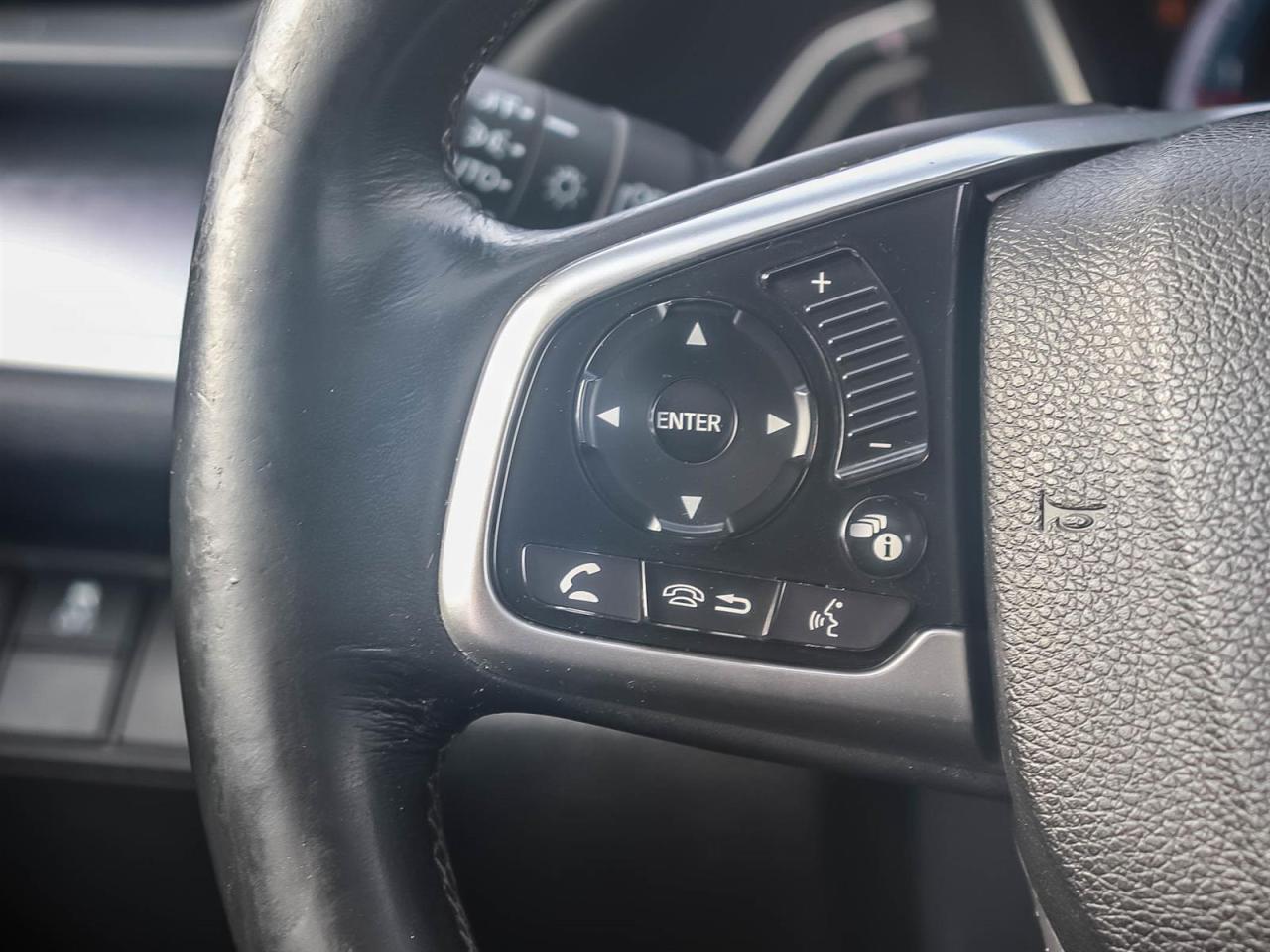 2017 Honda Civic Sedan EX-T Photo