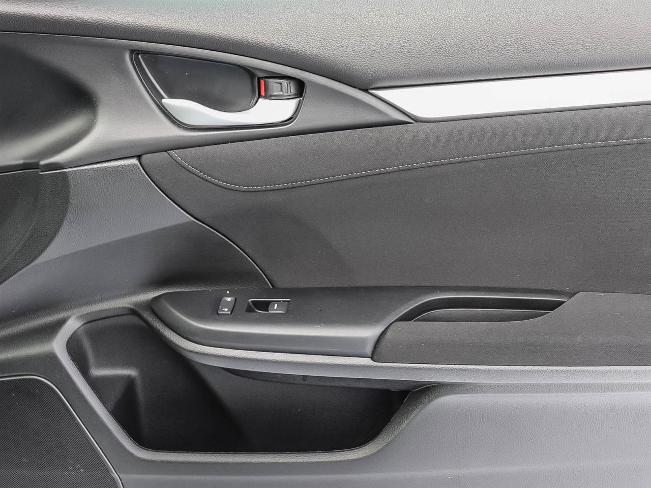 2017 Honda Civic Sedan EX-T Photo