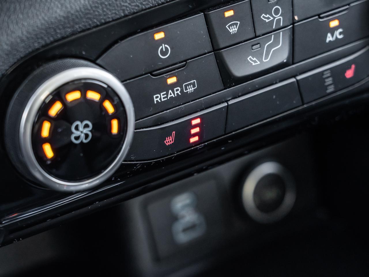 2021 Ford Escape SE AWD Photo