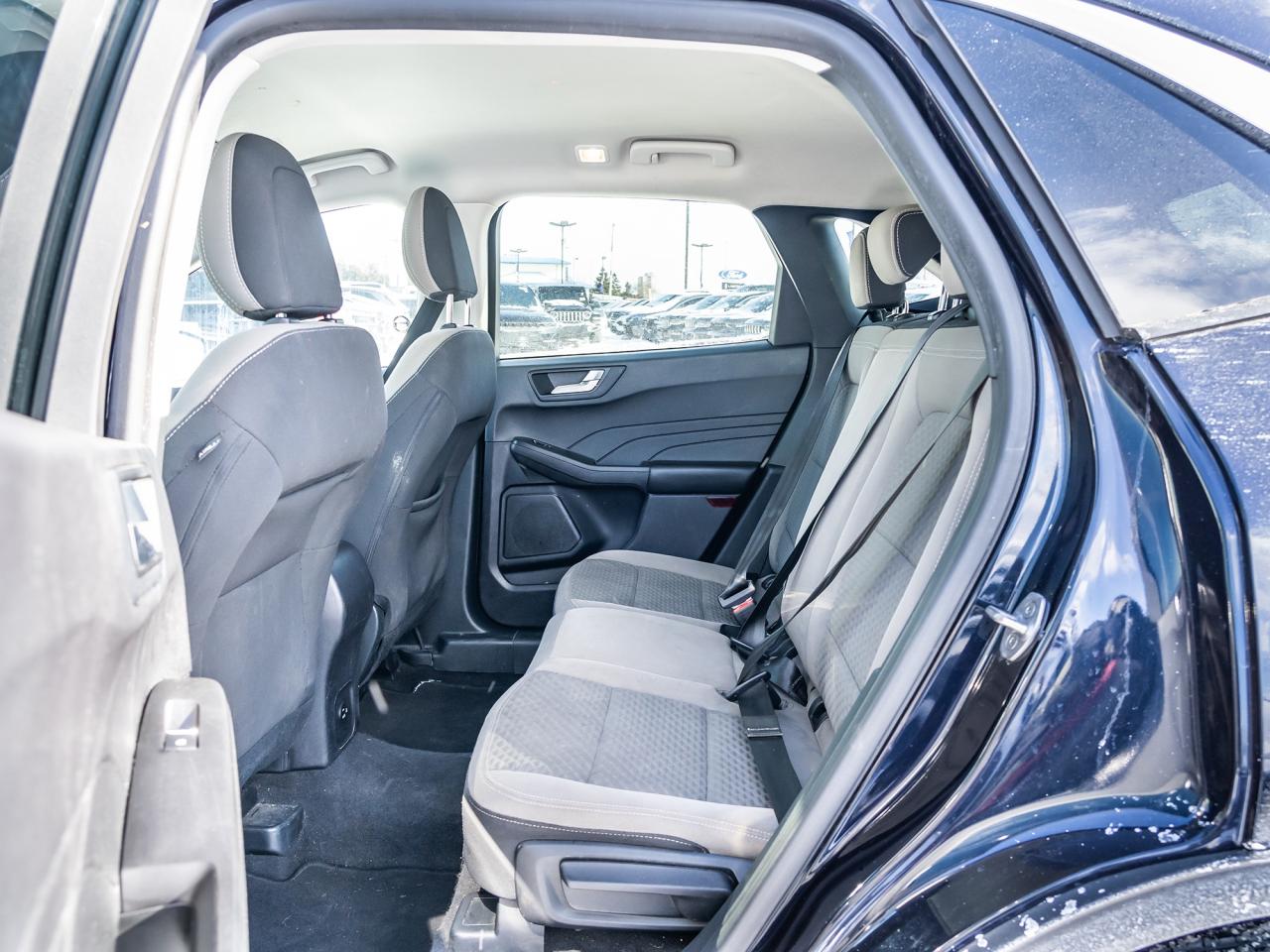 2021 Ford Escape SE AWD Photo